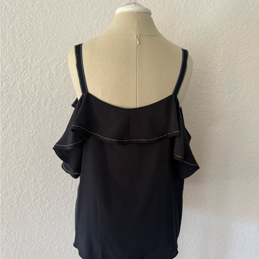 Gibson Latimer Black Ruffle Top - Picture 3 of 4